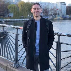 Meet your Posher, Andrew